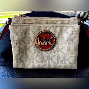 Michael Kors Crossbody Bag